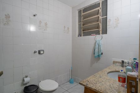 Apartamento para alugar com 107m², 3 quartos e sem vagaBanheiro