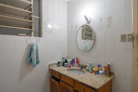 Apartamento para alugar com 107m², 3 quartos e sem vagaBanheiro