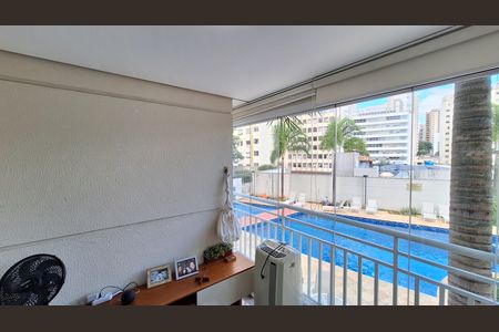 Apartamento para alugar com 106m², 3 quartos e 1 vaga Apartamento para alugar com 106m², 3 quartos e 1 vagaVaranda Sala