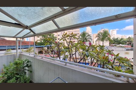 Apartamento para alugar com 106m², 3 quartos e 1 vaga Apartamento para alugar com 106m², 3 quartos e 1 vagaVaranda Quarto 1