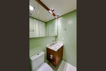 Apartamento à venda com 83m², 3 quartos e 1 vagaBanheiro da Suíte