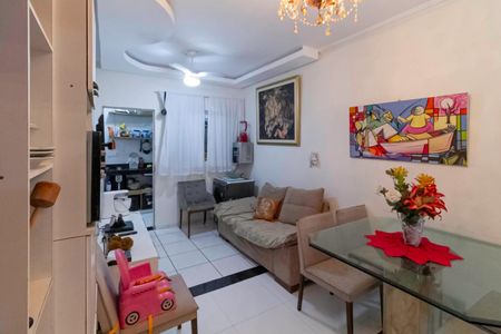 Casa de condomínio à venda com 81m², 3 quartos e 2 vagasSala