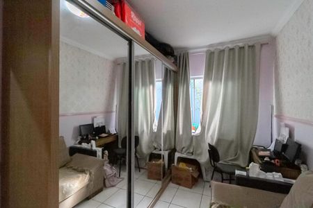 Casa de condomínio à venda com 81m², 3 quartos e 2 vagasQuarto 1