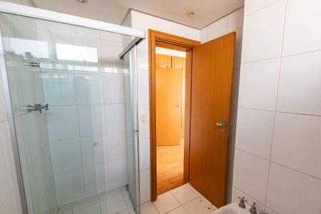 Apartamento à venda com 137m², 3 quartos e 2 vagasBanheiro da Suíte 1