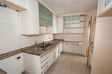 Apartamento à venda com 137m², 3 quartos e 2 vagasCozinha