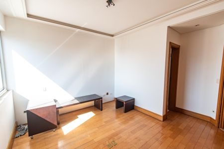 Apartamento à venda com 137m², 3 quartos e 2 vagasSuíte 1