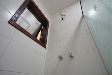 Casa à venda com 330m², 5 quartos e 4 vagasBanheiro da Suíte 1