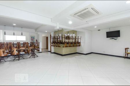 Apartamento à venda com 140m², 3 quartos e 2 vagasÁrea comum - Salão de festas