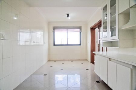 Apartamento à venda com 140m², 3 quartos e 2 vagasCozinha