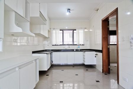 Apartamento à venda com 140m², 3 quartos e 2 vagasCozinha