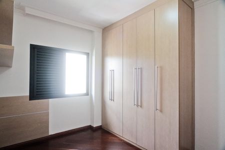 Apartamento à venda com 140m², 3 quartos e 2 vagasQuarto 1