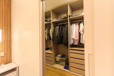 Apartamento à venda com 270m², 3 quartos e 2 vagasSuíte 3