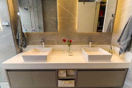 Apartamento à venda com 270m², 3 quartos e 2 vagasBanheiro da Suíte 3