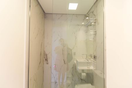 Apartamento à venda com 270m², 3 quartos e 2 vagasBanheiro Social