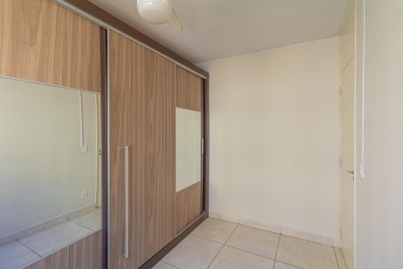 Apartamento à venda com 42m², 2 quartos e 1 vagaQuarto 2