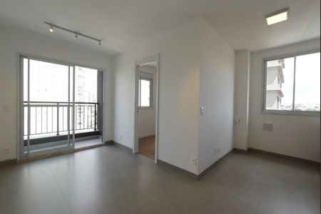 Sala de apartamento para alugar com 2 quartos, 40m² em Vila São José, São Paulo