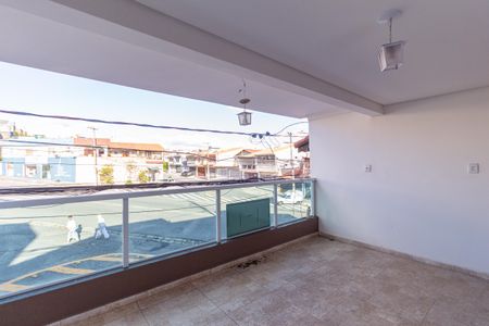 Casa à venda com 250m², 4 quartos e 2 vagas Casa à venda com 250m², 4 quartos e 2 vagasSacada da suíte 1