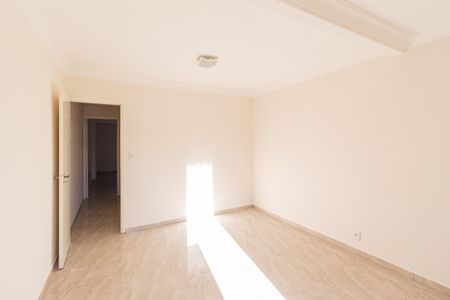 Casa à venda com 250m², 4 quartos e 2 vagas Casa à venda com 250m², 4 quartos e 2 vagasQuarto 1