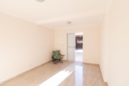 Casa à venda com 250m², 4 quartos e 2 vagas Casa à venda com 250m², 4 quartos e 2 vagasQuarto 1