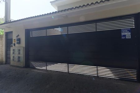 Casa de condomínio à venda com 60m², 2 quartos e 2 vagasFachada