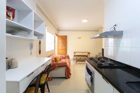 Casa de condomínio à venda com 60m², 2 quartos e 2 vagasCozinha