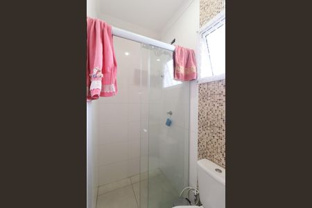 Casa de condomínio à venda com 60m², 2 quartos e 2 vagasBanheiro da Suíte 1