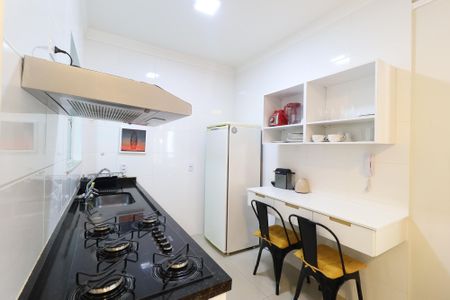 Casa de condomínio à venda com 60m², 2 quartos e 2 vagasCozinha