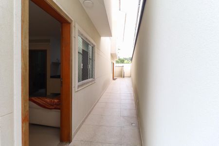 Casa de condomínio à venda com 60m², 2 quartos e 2 vagasCorredor do condomínio