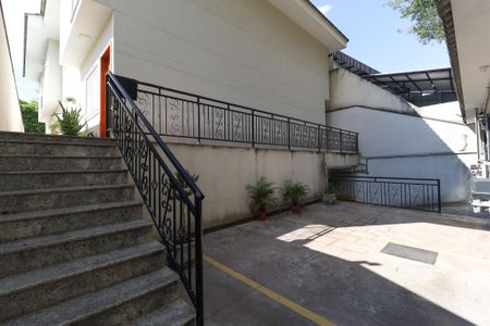 Casa de condomínio à venda com 60m², 2 quartos e 2 vagasEntrada do condomínio