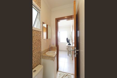 Casa de condomínio à venda com 60m², 2 quartos e 2 vagasBanheiro da Suíte 2