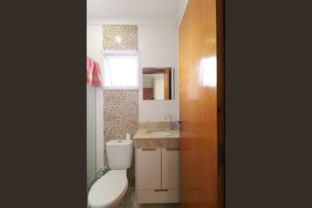 Casa de condomínio à venda com 60m², 2 quartos e 2 vagasBanheiro da Suíte 1