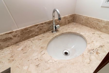 Apartamento à venda com 47m², 2 quartos e 1 vaga Apartamento à venda com 47m², 2 quartos e 1 vagaBanheiro