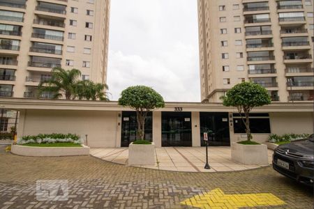 Apartamento à venda com 98m², 3 quartos e 2 vagas Apartamento à venda com 98m², 3 quartos e 2 vagasFachada