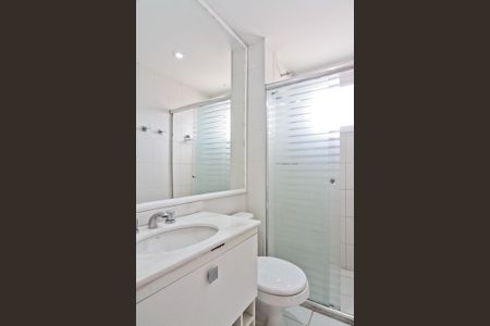 Apartamento à venda com 98m², 3 quartos e 2 vagas Apartamento à venda com 98m², 3 quartos e 2 vagasBanheiro da Suíte