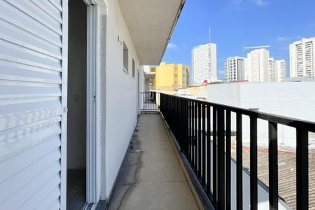 Apartamento à venda com 140m², 2 quartos e 1 vaga Apartamento à venda com 140m², 2 quartos e 1 vagaSacada - quartos
