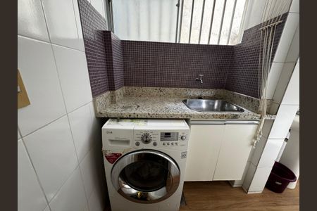 Apartamento à venda com 100m², 2 quartos e 1 vagaÁrea de serviço