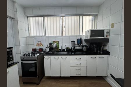 Apartamento à venda com 100m², 2 quartos e 1 vagaCozinha