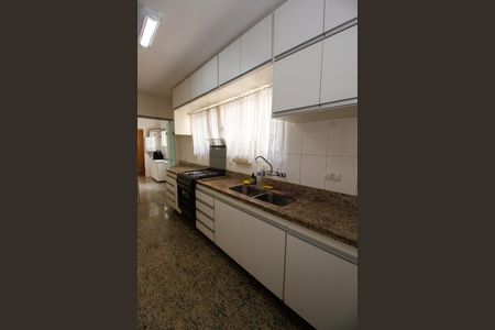Apartamento à venda com 179m², 3 quartos e 1 vagaCozinha