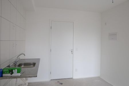 Apartamento à venda com 37m², 1 quarto e sem vaga Apartamento à venda com 37m², 1 quarto e sem vagaCozinha e Área de Serviço