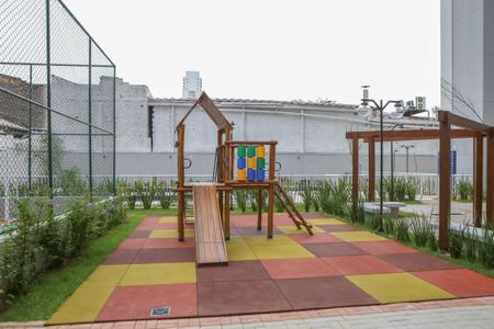 Apartamento à venda com 37m², 1 quarto e sem vaga Apartamento à venda com 37m², 1 quarto e sem vagaÁrea comum - Playground 2