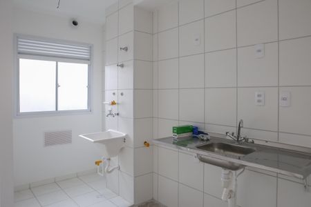 Apartamento à venda com 37m², 1 quarto e sem vaga Apartamento à venda com 37m², 1 quarto e sem vagaCozinha e Área de Serviço