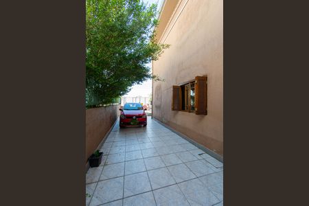 Casa à venda com 300m², 6 quartos e 3 vagas Casa à venda com 300m², 6 quartos e 3 vagasÁrea comum