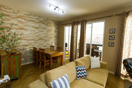 Casa de condomínio para alugar com 126m², 4 quartos e 3 vagas Casa de condomínio para alugar com 126m², 4 quartos e 3 vagasSala