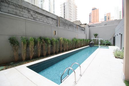 Apartamento para alugar com 24m², 1 quarto e sem vagaÁrea comum - Piscina