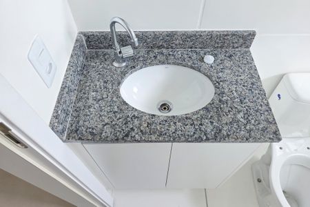 Apartamento para alugar com 60m², 2 quartos e 1 vaga Apartamento para alugar com 60m², 2 quartos e 1 vagaBanheiro da Suíte