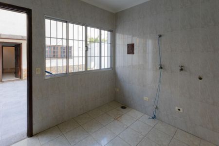Casa para alugar com 260m², 4 quartos e 4 vagas Casa para alugar com 260m², 4 quartos e 4 vagasÁrea de Serviço