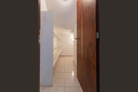 Casa para alugar com 260m², 4 quartos e 4 vagas Casa para alugar com 260m², 4 quartos e 4 vagasDespensa