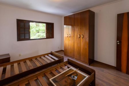 Casa para alugar com 260m², 4 quartos e 4 vagas Casa para alugar com 260m², 4 quartos e 4 vagasQuarto 4