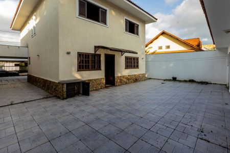 Casa para alugar com 260m², 4 quartos e 4 vagas Casa para alugar com 260m², 4 quartos e 4 vagasQuintal