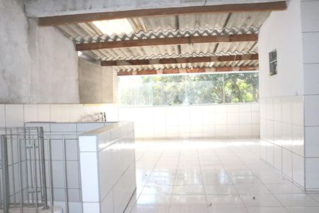 Casa para alugar com 50m², 2 quartos e 1 vagaÁrea de serviço